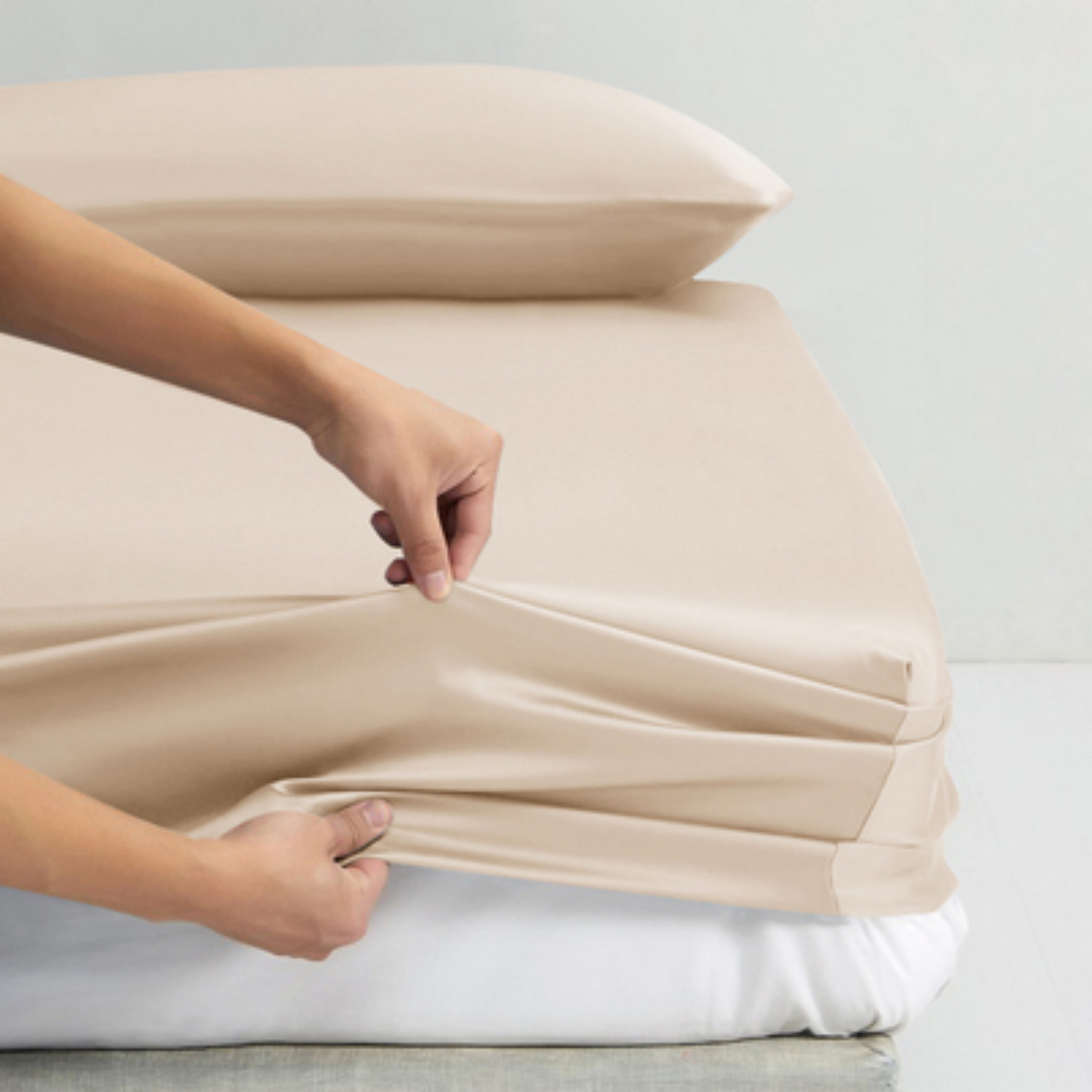 100% Mulberry Silk Fitted Sheet - 22 Momme, USA Made, Hypoallergenic